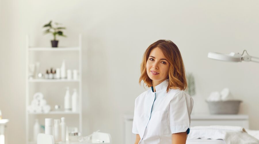 Scopri di più sull'articolo Bellezza che fa bene: consapevolezza e competenze nell’estetica professionale