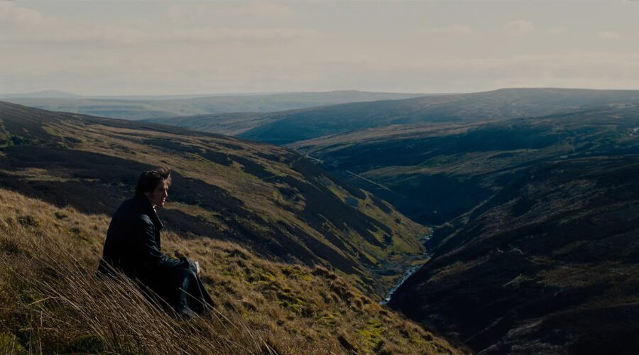 Al momento stai visualizzando L’estetica perturbante dei paesaggi liminali