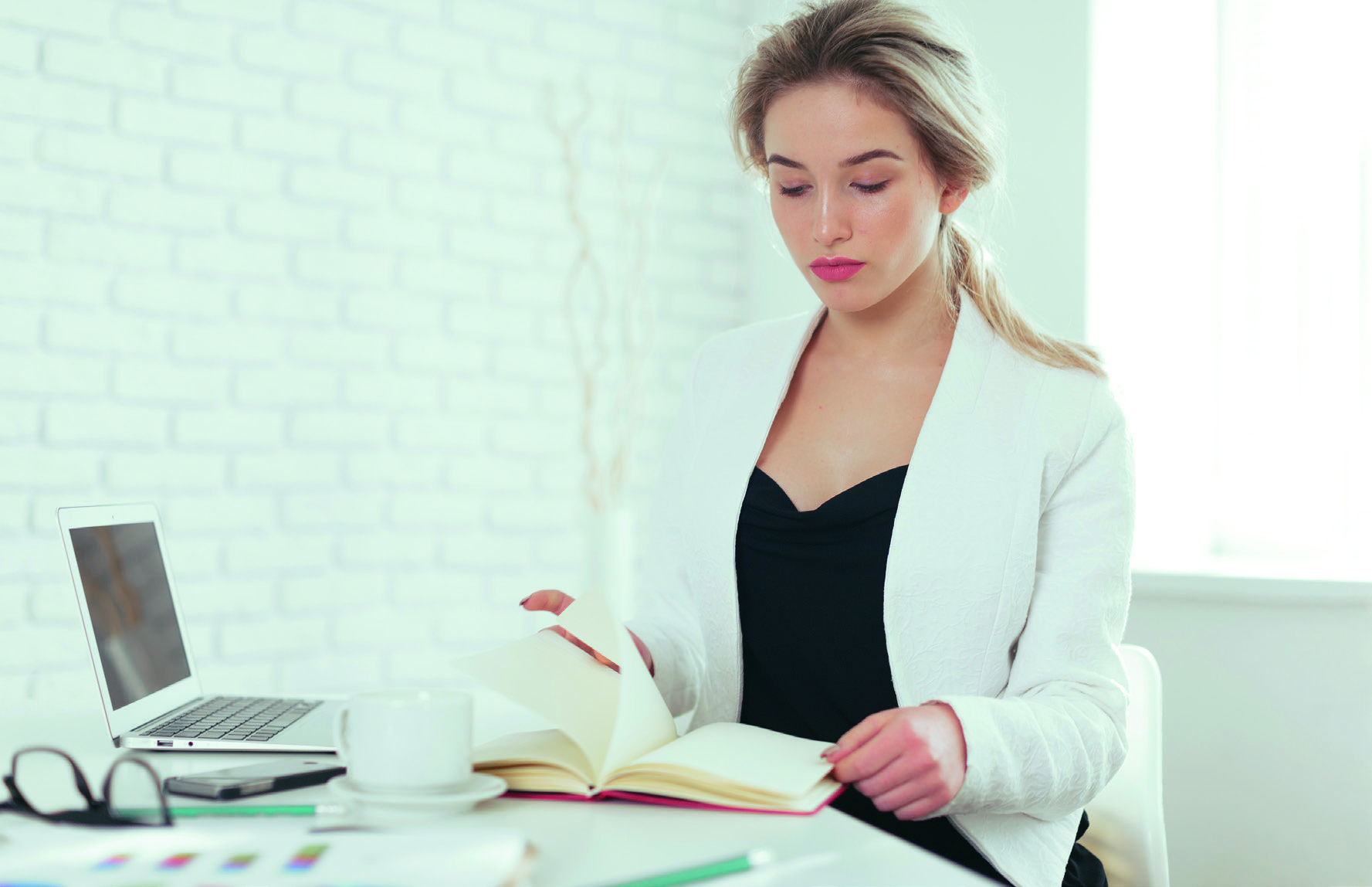 Al momento stai visualizzando Focus – Legalità e responsabilità: le fondamenta dell’estetica professionale